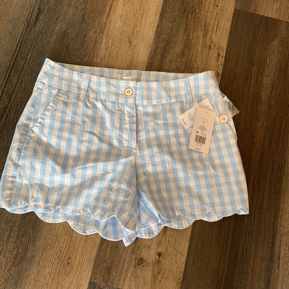 Crown& Ivy jazz  blue‎ gingham Shelby scalloped shorts. NWT . Retail 54.50 - Picture 1 of 5